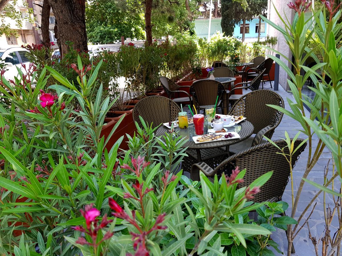 L Plaza Hotel 트빌리시 외부 사진