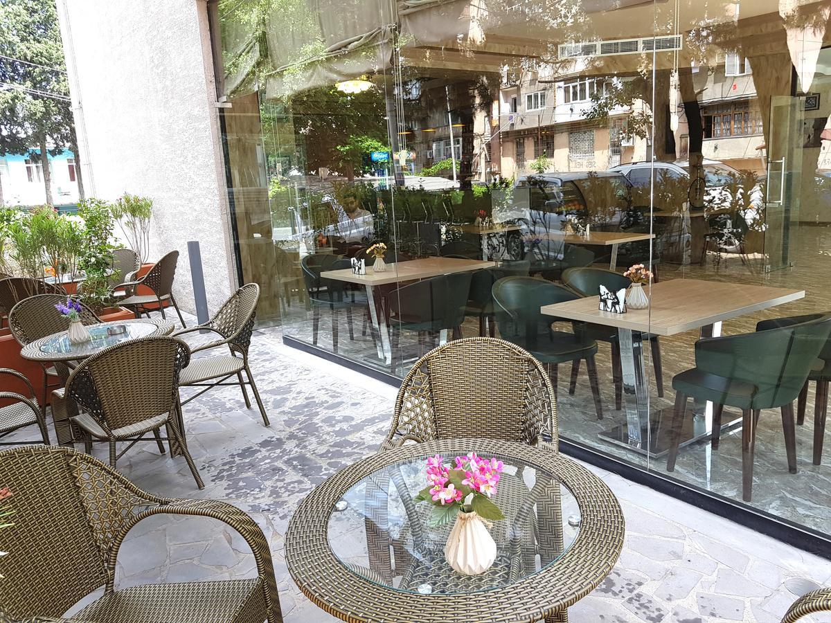 L Plaza Hotel 트빌리시 외부 사진